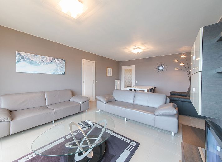 Modern kitchen in Apartment Residence Calista 213, Bredene, Belgian coast, ideal for a comfortable stay by the sea.