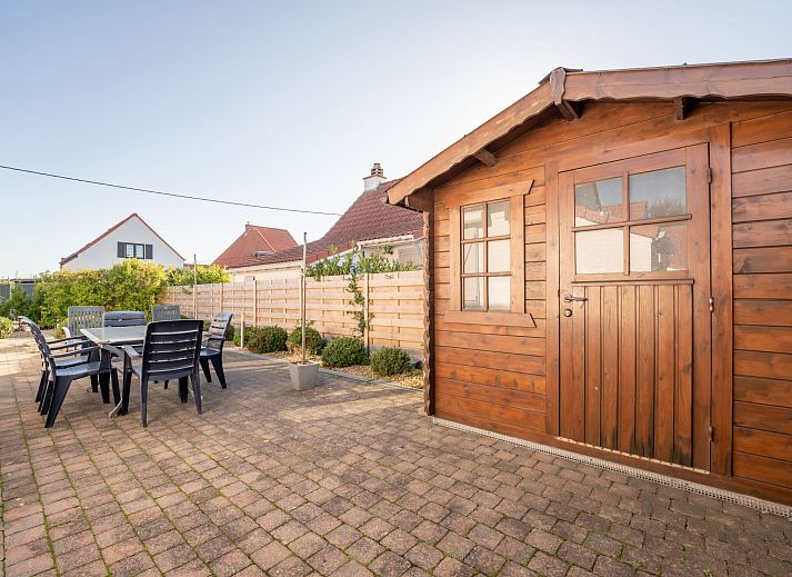 Gemuetliches Esszimmer im Ferienhaus Vissershuisje 9/18, Bredene, Belgische Kueste. Gemuetlicher Raum fuer einen entspannten Aufenthalt.