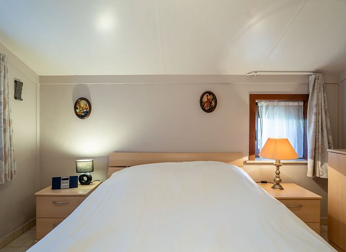 Geniessen Sie die sonnige Terrasse des Ferienhauses Vissershuisje 9/18 in Bredene, Belgische Kueste, Belgien, ideal fuer einen erholsamen Urlaub.