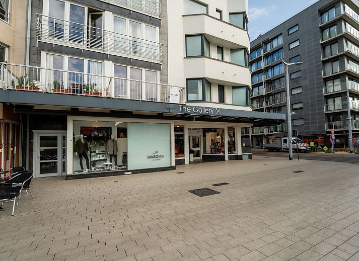 Enjoy the sea view from the balcony of Apartment Ravenna in Middelkerke on the Belgian coast, a perfect vacation rental.