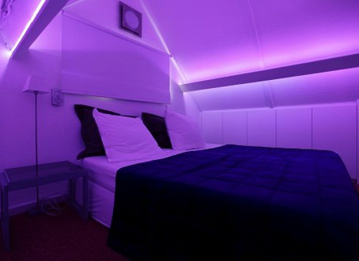 Rustgevende sauna in Sea Nooz glamping lodge, ideaal voor ontspanning in Nieuwpoort, Belgie.