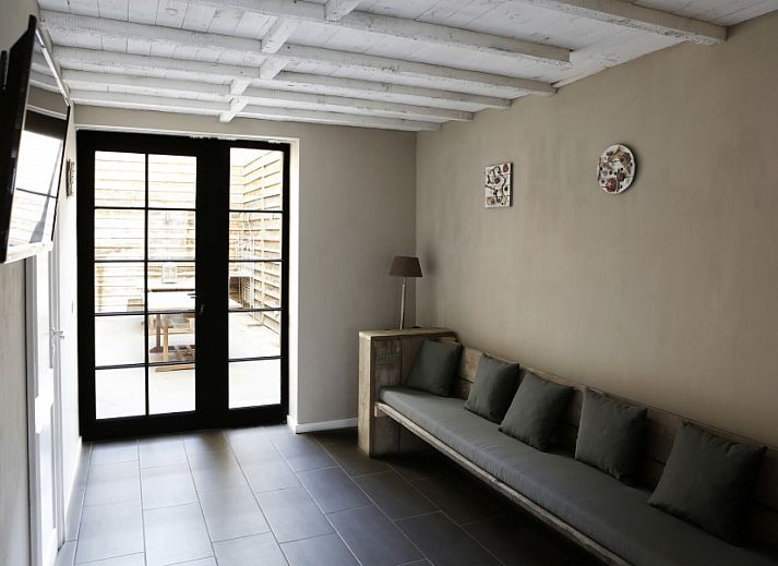 Moderne slaapkamer in appartement De Zeester in Oostende, Belgische kust met stijlvolle inrichting.