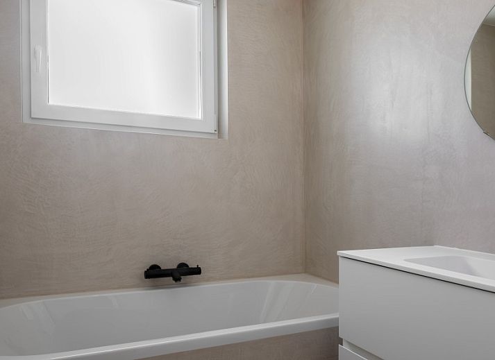 Gezellige eetruimte met zeezicht in Logeren met zeezicht, Oostende, Belgische kust appartement.