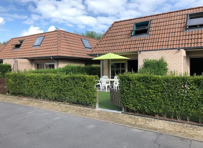 Genieen Sie die sonnige Terrasse des Ferienhauses PAPAVER - LD 384744 in Adinkerke, De Panne an der belgischen Kste.