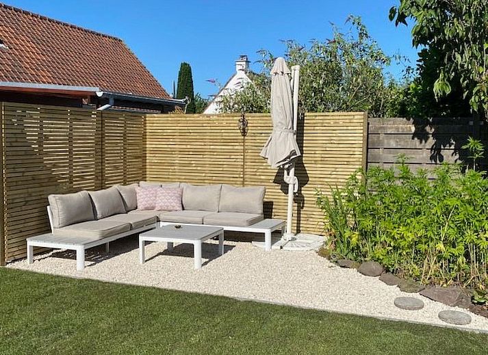 Ferienhaus Zonnewind in De Panne, belgische Kueste, mit sonniger Terrasse und Garten, ideal gelegen in der Naehe von Duenen und Wald fuer einen erholsamen Aufenthalt.