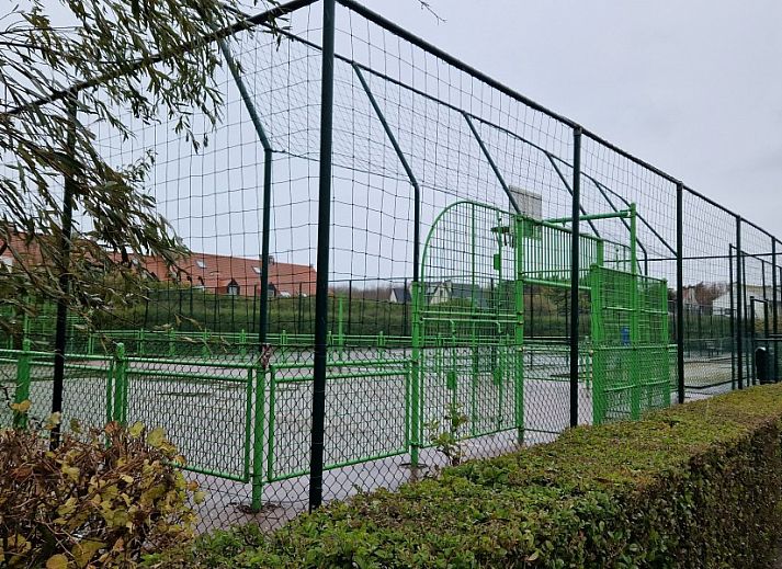 Vissershuisje 89 in Wenduine, gezellige binnenruimte met moderne inrichting aan de Belgische kust.