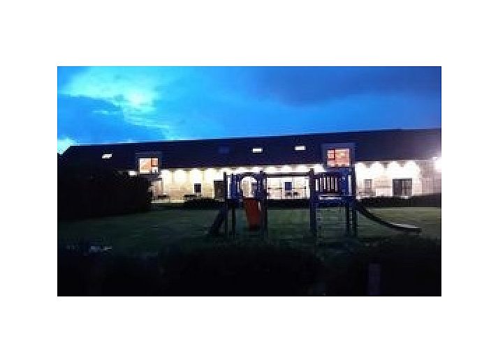 Speeltuin bij 't Moerenzicht vakantiehuis in Westhoek, West-Vlaanderen, ideaal voor gezinnen.