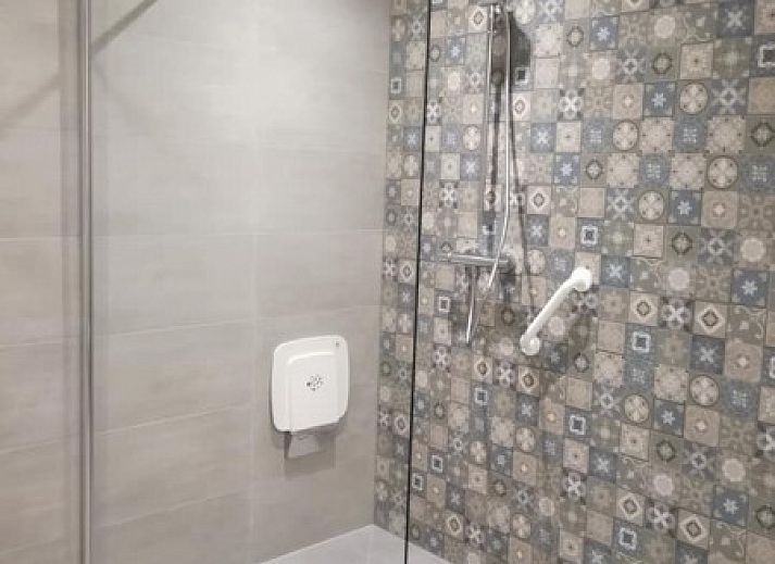 Entree van 't Moerenzicht vakantiewoning in Westhoek, West-Vlaanderen met moderne inrichting.
