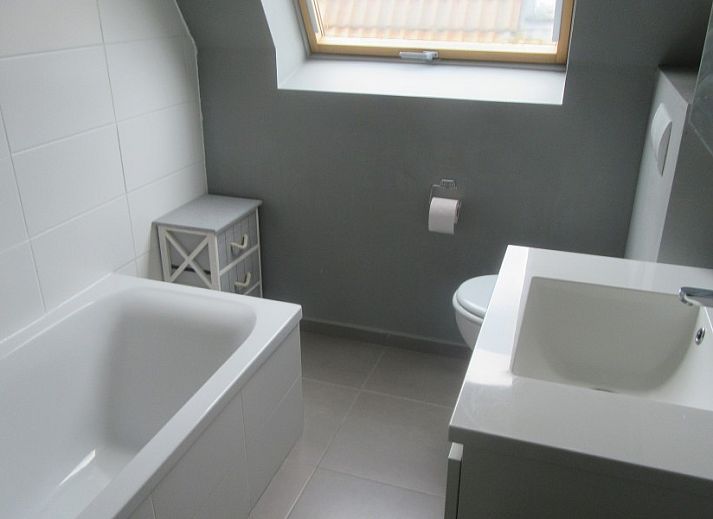 Abendansicht der Ferienhaeuser im Walhofpark 13, Adinkerke-De Panne, Belgien.