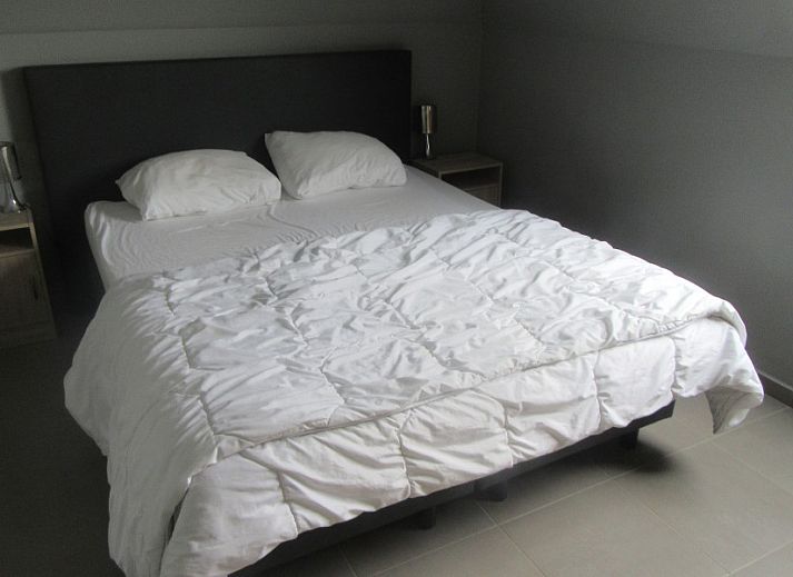 Abendansicht der Ferienhaeuser im Walhofpark 13, Adinkerke-De Panne, Belgien.