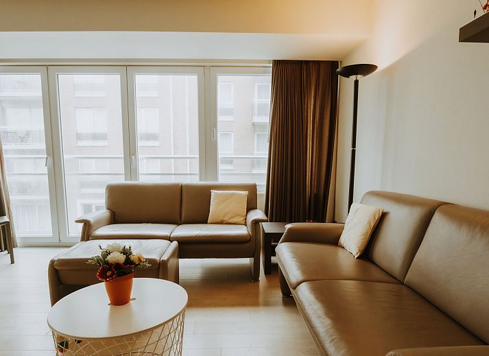 Stylish dining space in Apartment Goethe, De Haan, Belgian coast. Enjoy a modern indoor space close to the beach.