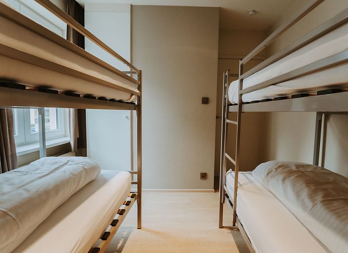 Modern bathroom in Apartment Goethe close to the beach in De Haan, Belgian coast, with stylish shower and comfortable space.