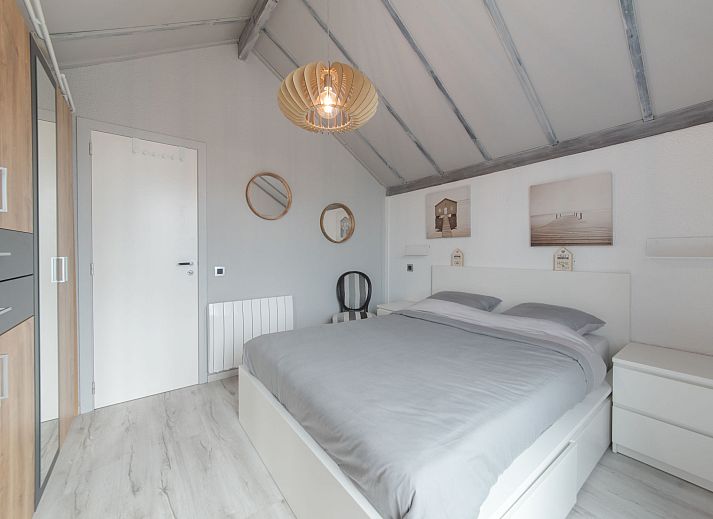 Appartement La Bella Vita in De Haan, Belgische kust biedt comfortabele accommodaties met privebalkons en een gedeeld zwembad.