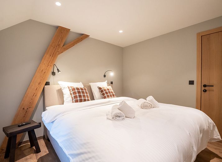 Moderne badkamer in Vakantiehuis Huyze Ter Bercken, De Haan, Belgische kust. Stijlvol sanitair voor een comfortabel verblijf.