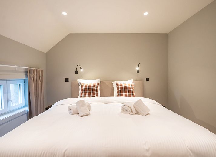 Moderne badkamer in Vakantiehuis Huyze Ter Bercken, De Haan, Belgische kust. Stijlvol sanitair voor een comfortabel verblijf.