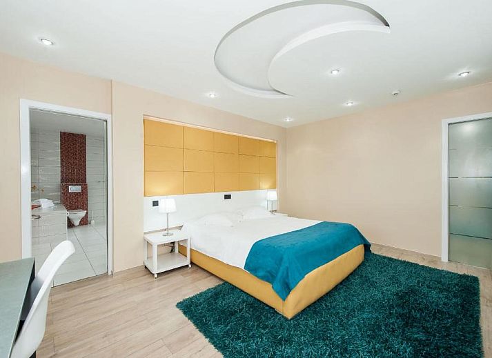 Guest house 1212291 • Apartment Brussels Region • Hotel Phenix