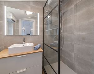 Guest house 011002 - Holiday property West Flanders - Vakantiehuis Duinenhuisje 25 parking and shared pool