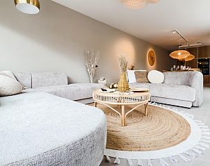 Komfortable Sitzecke im Ferienhaus Suirir, De Haan, mit moderner Einrichtung und gemtlicher Atmosphre.