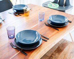 Gemtliche Essecke im Ferienhaus Argenteuil Twee, Koksijde, Westflandern, ideal fr Familienabende und entspannte Mahlzeiten.