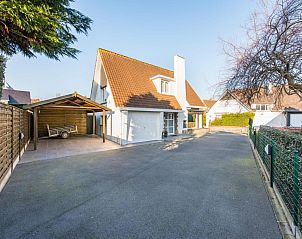 Ferienhaus Mallory in Koksijde, Westflandern, mit gerumiger Auffahrt und charmanter Architektur, ideal fr einen entspannten Aufenthalt.