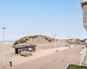 Vitelli vakantiehuis in Koksijde, West-Vlaanderen met uitzicht op duinen en strandpromenade, ideale plek voor een ontspannen strandvakantie.