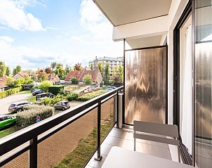 Genieen Sie die Aussicht vom Balkon des Ferienhauses En Amoureux im malerischen Koksijde in Westflandern.