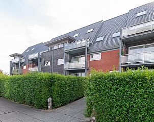 Nieuwendamme 40C vakantiehuis in Lombardsijde, West-Vlaanderen met moderne architectuur en uitnodigend terras.