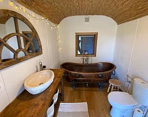 Unieke glamping dome bij Vakantiehuisje in Bellegem, West-Vlaanderen, Belgi, met prachtig uitzicht op de natuur.