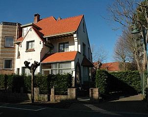Verblijf 013911 • Vakantiewoning West-Vlaanderen • Groepsaccommodatie voor 20 tot 24 personen in de bruisende 