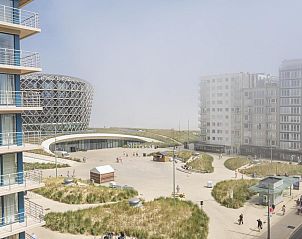 Verken Suzanne - 0501, een vakantiehuis in Middelkerke, West-Vlaanderen, met uitzicht op moderne architectuur en nabijgelegen duinen.