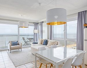Stylish vacation apartment Kwintebank - 0904 in Middelkerke, with beautiful sea view from the bright living room, West Flanders, Belgium.