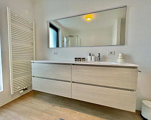 Verblijf 040153 - Appartement Antwerpen - Modern 2BR 1/5 BA Near Diamond District by OneLuxStay