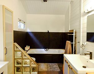 Guest house 048007 - Holiday property Antwerp - Huisje in Wechelderzande