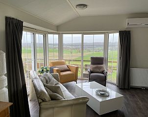 Guest house 053008 - Holiday property Limburg - Vakantiehuis Chalet 11 - Bergzicht Teuven