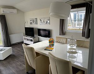 Guest house 053008 - Holiday property Limburg - Vakantiehuis Chalet 11 - Bergzicht Teuven