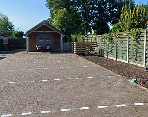 Buitenkant van Aan Maas & Grens vakantiehuis in Kinrooi, Limburg, Belgi, met bakstenen gevel.