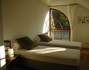 Guest house 060422 - Holiday property Liege - Vakantiehuis am Teich