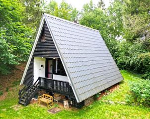 Gemtliches Ferienhaus in Bllingen, Ardennen, umgeben von grner Natur, ideal fr einen entspannten Aufenthalt in Lttich, Belgien.