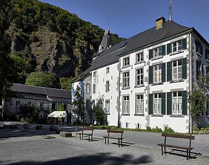Verblijf 065449 • Vakantiewoning Ardennen (Luik) • Authentiek 4 persoons kasteelappartement gelegen op een 