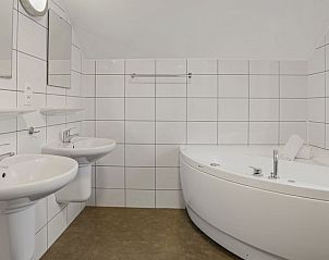 Verblijf 070616 - Bungalow Henegouwen - Village l'Eau d'Heure | 10-persoons bungalow | 10L1