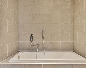 Guest house 0735611 - Bungalow Hainaut - 6-persoons The Lake House | 6B2