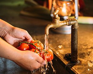 Guest house 083325 - Tent house Namur - Tenthuisje met warme priv�douche in de tent en hottub