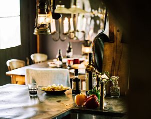 Guest house 083325 - Tent house Namur - Tenthuisje met warme priv�douche in de tent en hottub