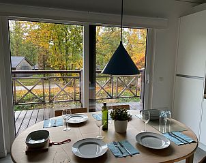 Verblijf 084816 - Vakantiewoning Ardennen (Namen) - Vakantiehuis Modernes Chalet für 4 Personen in einem Waldpa