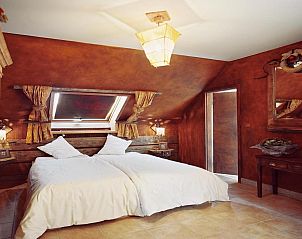 Guest house 090981 - Holiday property Luxembourg - G�TE CONTES DE SALME Lodge des Contes