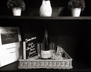 Welcome package at Chalet Ma Reine, Remouchamps, Ardennes, with champagne and glasses.