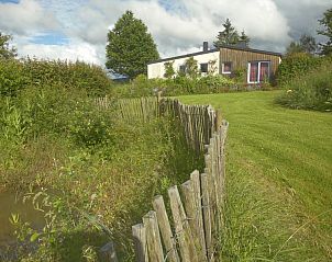 La Terra vacation home Durbuy, surrounded by lush nature and garden.