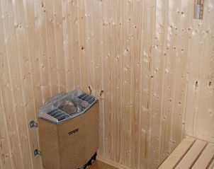 Sauna in Chalet du bois, vacation home in Biron, Ardennes for ultimate relaxation.