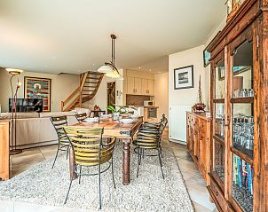Modern bathroom in Apartment Bonito with balcony & harbor view, Blankenberge, Belgian coast. Comfortable shower and stylish sink.