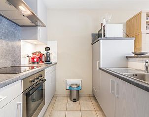 Moderne Kche im Ferienhaus Majestic City - 002, Blankenberge, Belgische Kste. Perfekt ausgestattet fr einen komfortablen Aufenthalt am Meer.